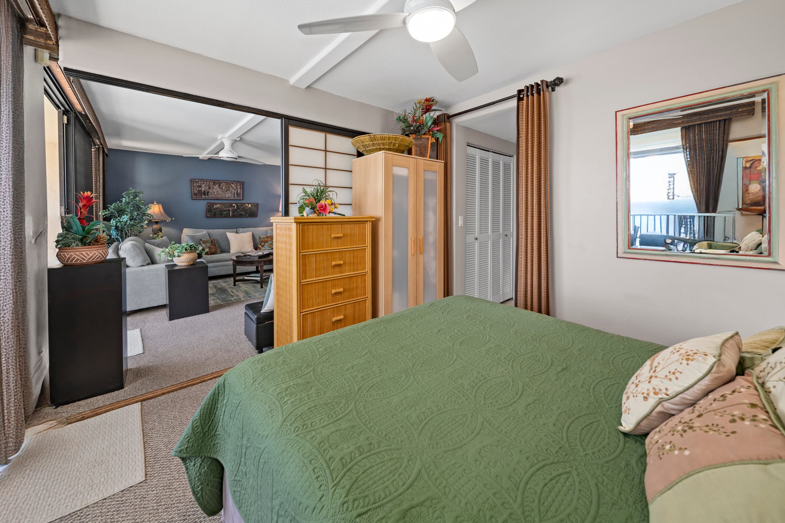 Condo in Lahaina · ★5.0 · 2 bedrooms · 3 beds · 2 private baths - Image 17