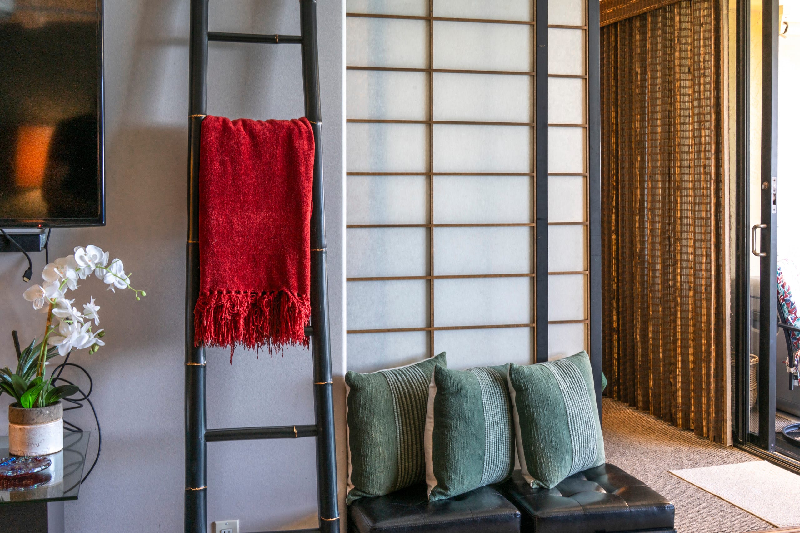 Condo in Lahaina · ★5.0 · 2 bedrooms · 3 beds · 2 private baths - Image 8