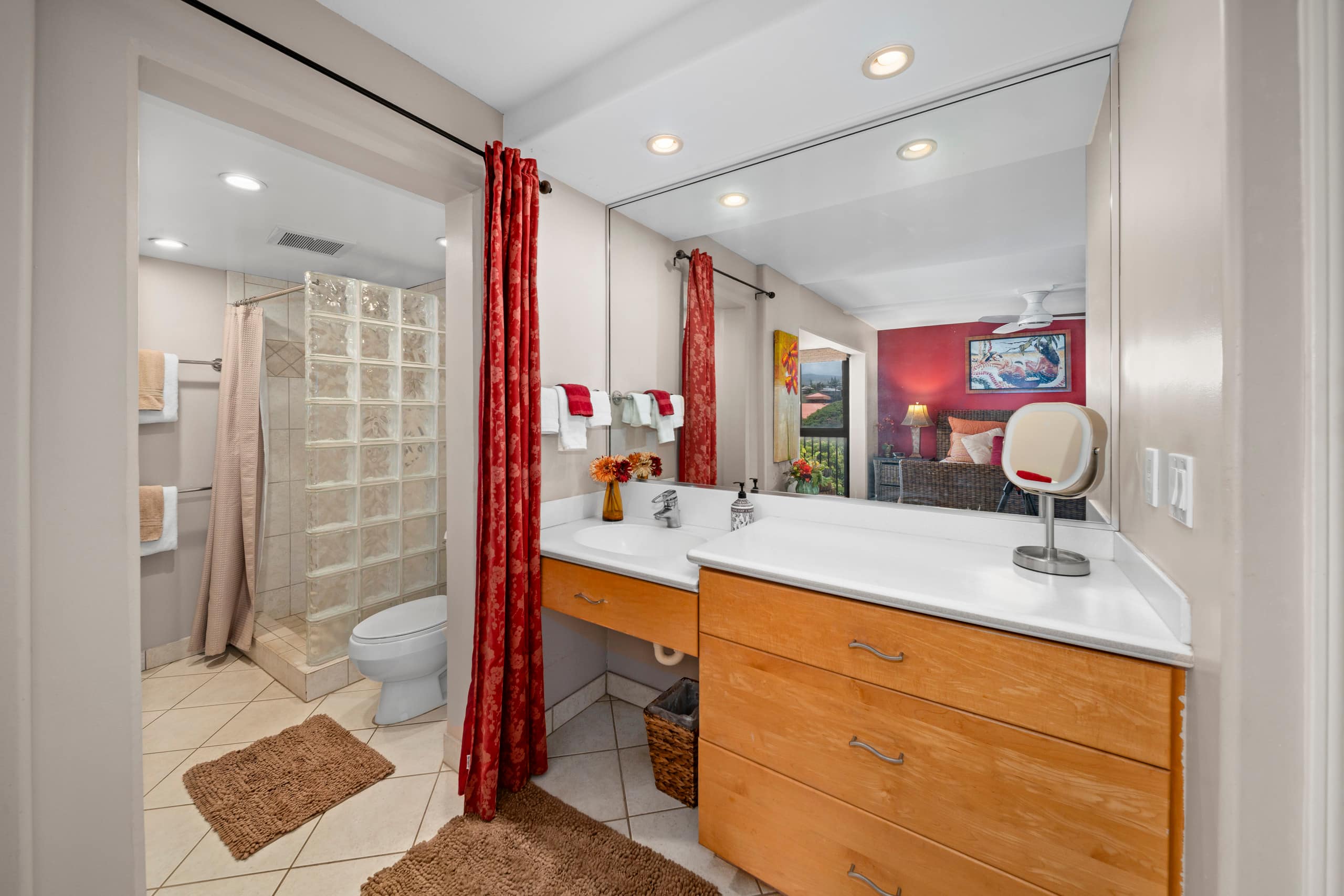 Condo in Lahaina · ★5.0 · 2 bedrooms · 3 beds · 2 private baths - Image 27