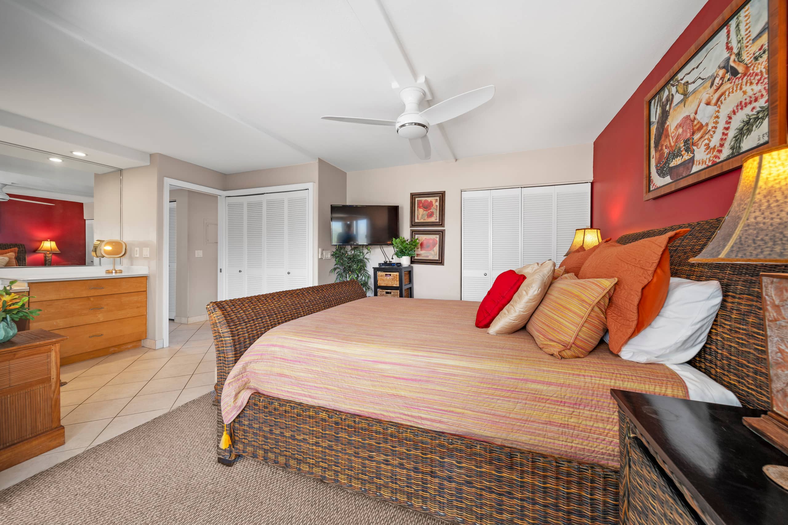 Condo in Lahaina · ★5.0 · 2 bedrooms · 3 beds · 2 private baths - Image 45