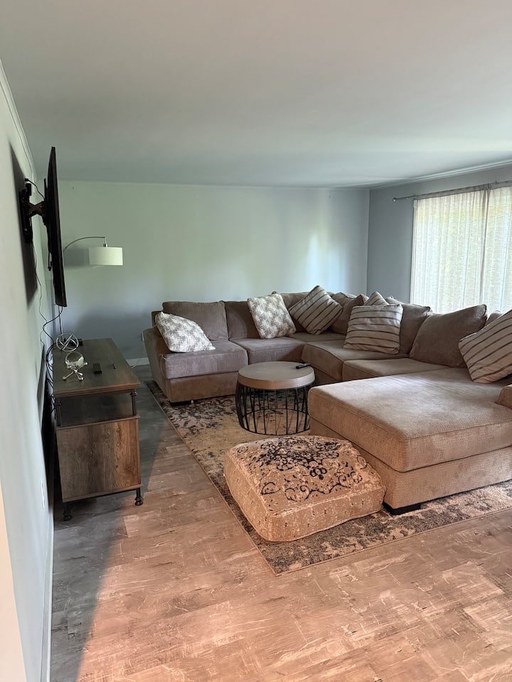 Living room 2