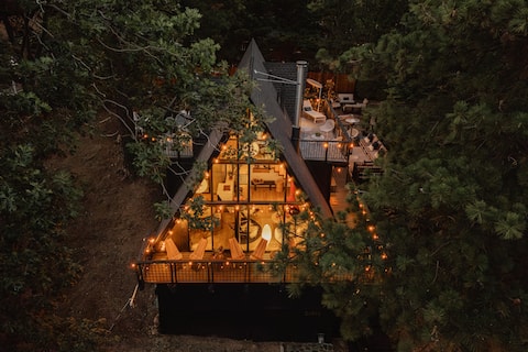 Successful Airbnb property: Iconic A-Frame Epic Views, BBQ, Firepit, Stargaze in Running Springs