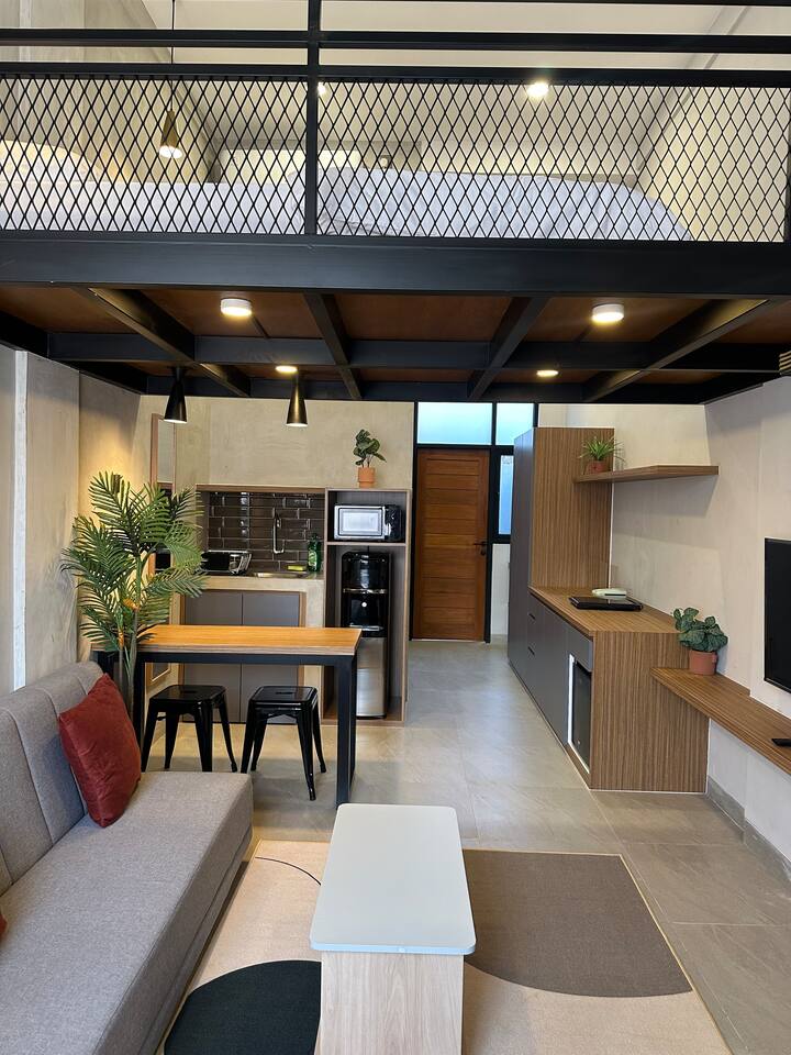 De Kamar Mezzanine Room No.2 - 登帕薩
