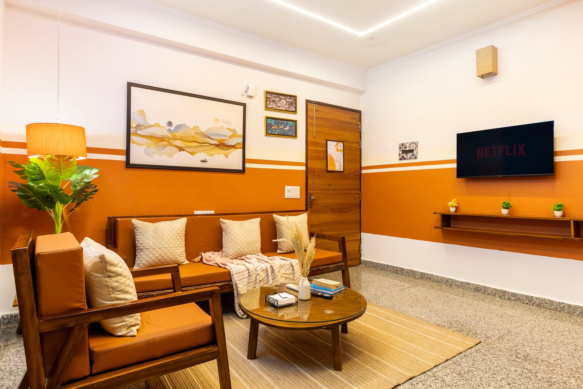 Homely 2BHK Near Yashobhoomi