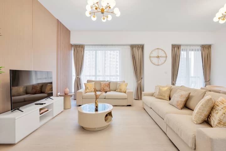 Luxury Beachfront Apartment In Jbr | Marina View - Dubai