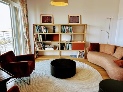 Top Airbnb: Apartment with terrace facing Île de Batz, private parking à Roscoff