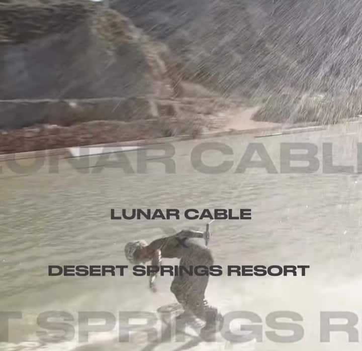 Lunar Cable en Desert Springs: wakeboard en el desierto.