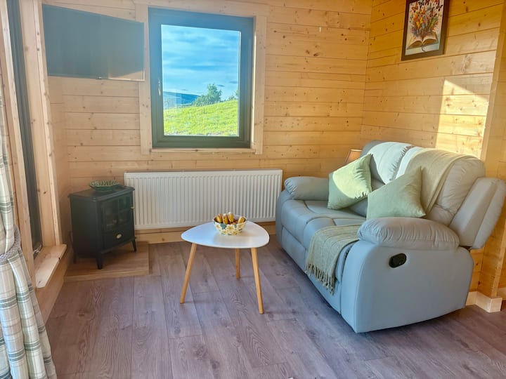 Glenview Log Cabin - Ballina