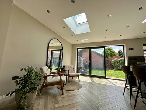 Popular Airbnb listing: Modern home in Willenhall in Walsall