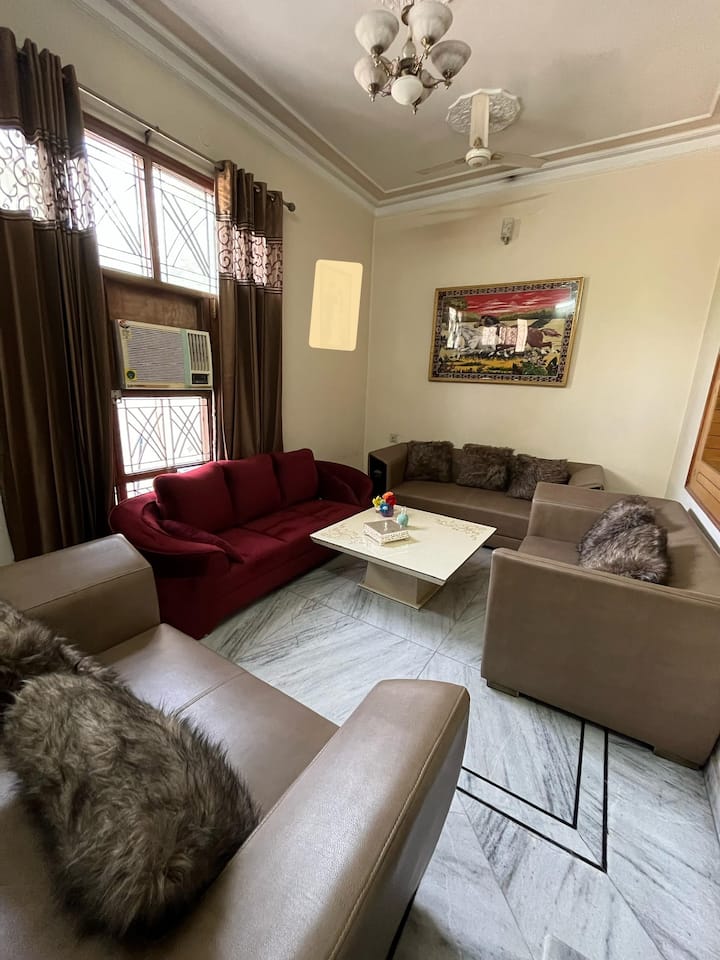 Cozy Homestay In Jalandhar - Jalandhar