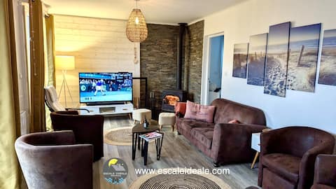 Escale Idéale® - Family Gite Gaming 12 Holidaymakers