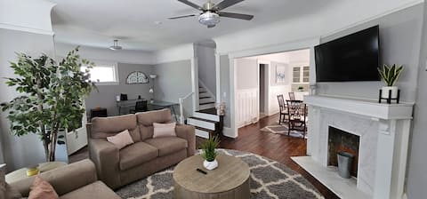 Top performing Airbnb: CoZ 5Bdrm by Univ Circle VA & CC in Glenville