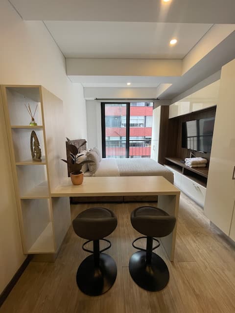 Popular Airbnb listing: Exclusive apartment in Chapinero area in Santa Fé