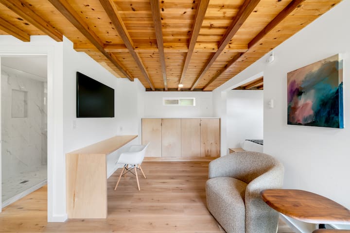 Arch Cape Studio - Near Ocean - Cannon Beach, OR