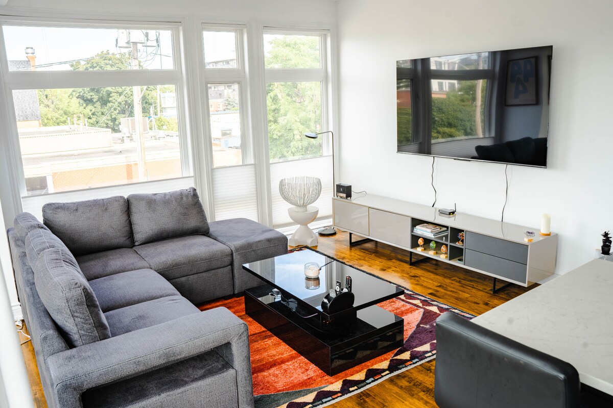 Curated visual reference: Fresh Look at Duplex Penthouse In The Heart Of Ottawa Houses For Rent