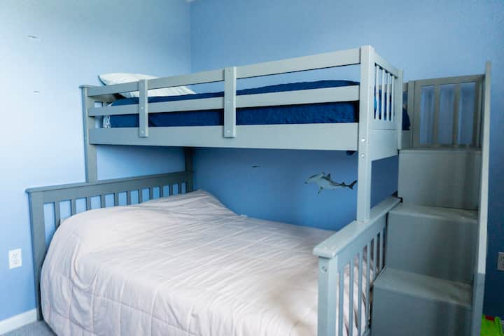 Krevet na kat Dvokrevetni krevet na dnu Dvokrevetni krevet na vrhu