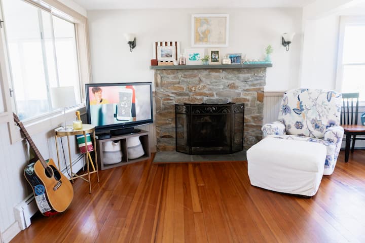 Classic Family-friendly Beach House In Scituate - Cohasset, MA