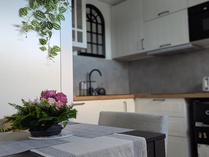 Supremely Appointed Granny Flat/studio - Sydney