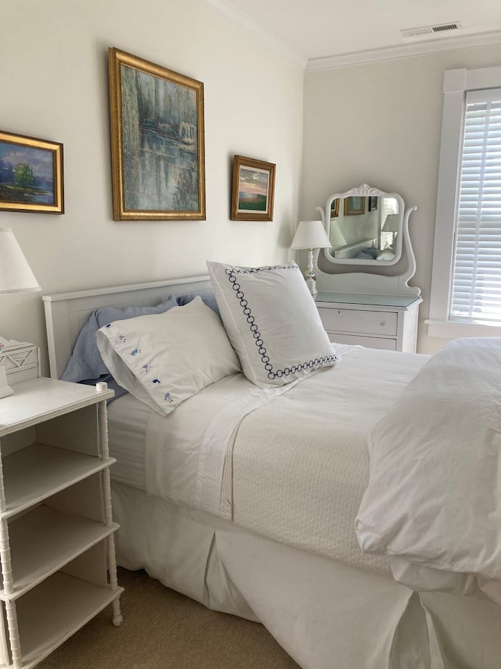 საძინებელი 3