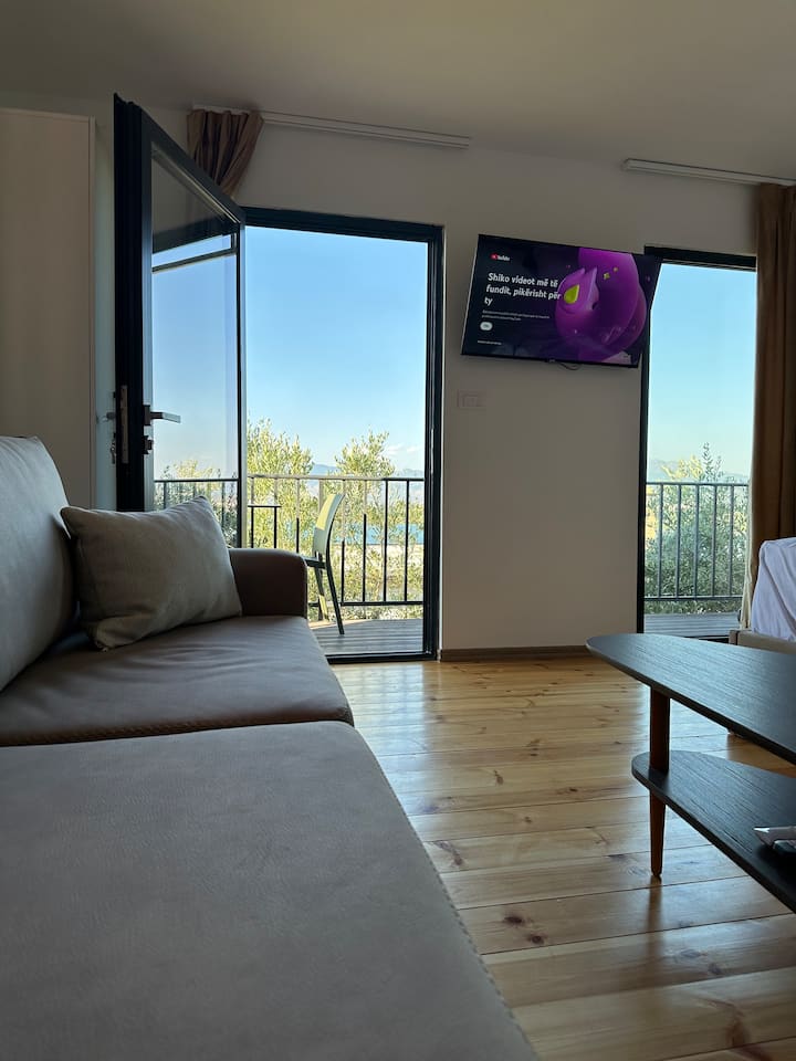 Lake Escape Villa 2 - Albania