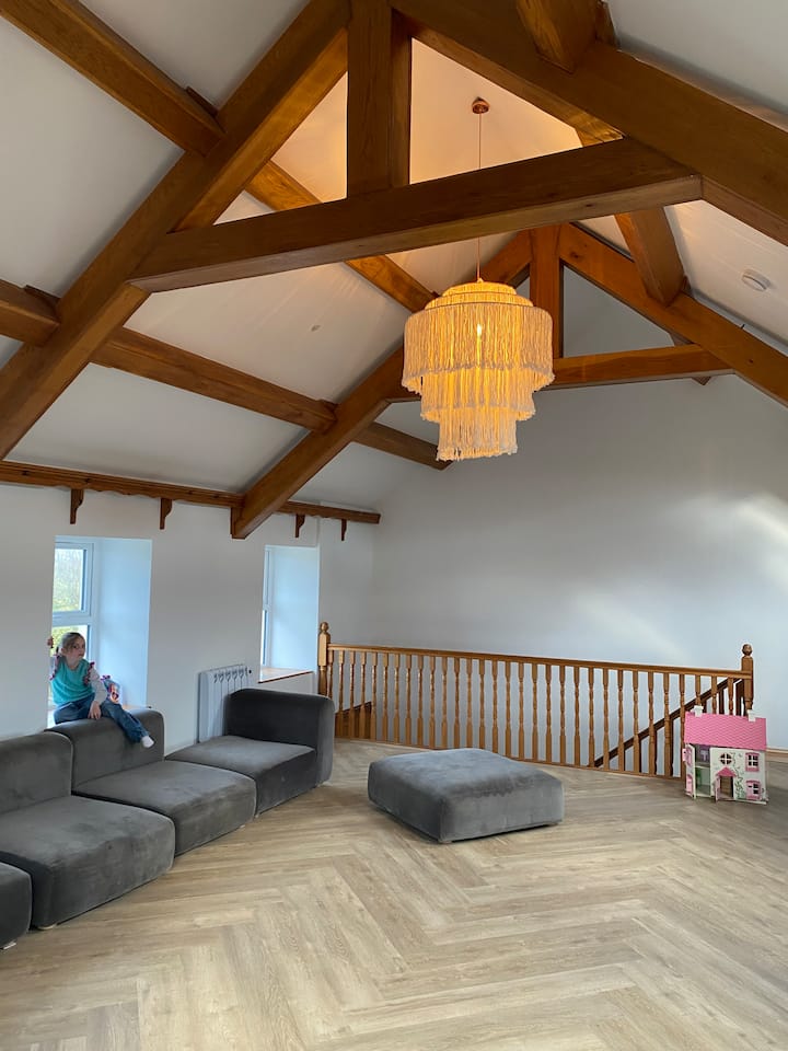 Fabulous Farmhouse In Trearddur, Tyn Towyn - Holyhead