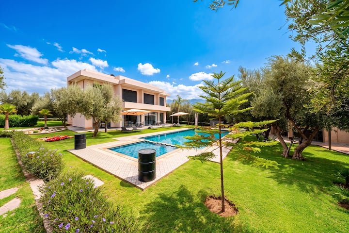 Villa Zahi Private Pool & Atlas View - Morocco