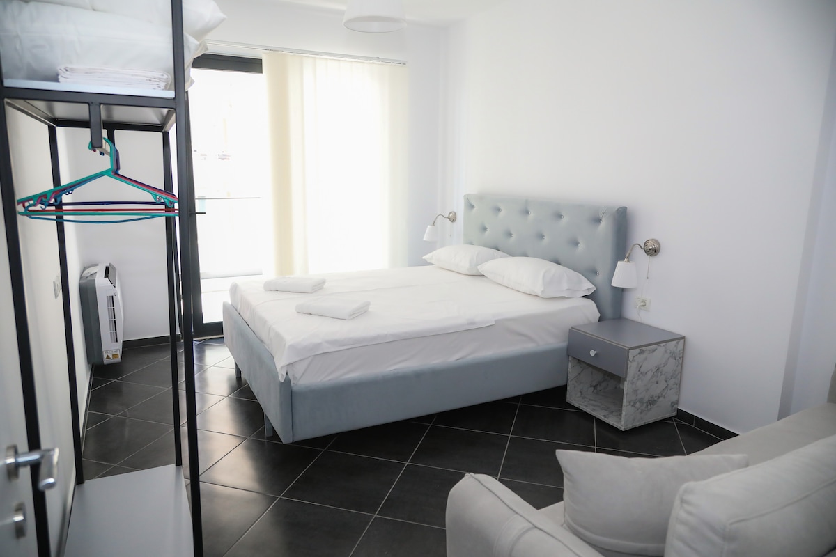 Listing 1469425953612649559