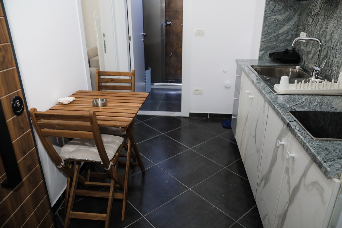 Listing 1469425953612649559