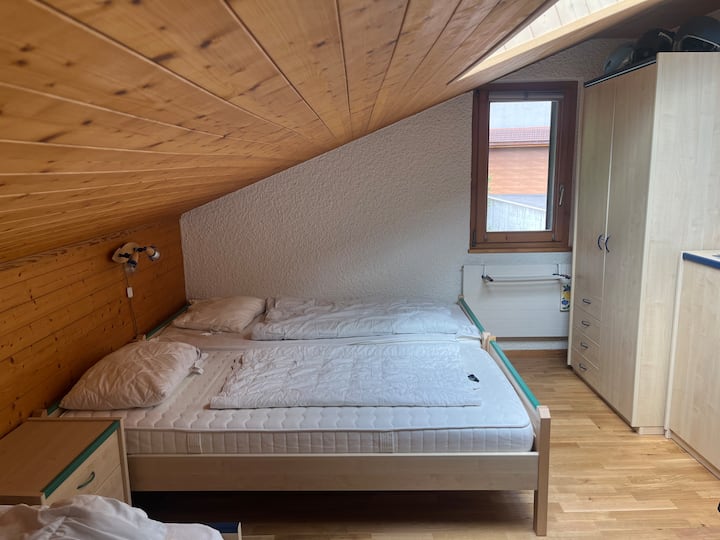 غرفة النوم 2