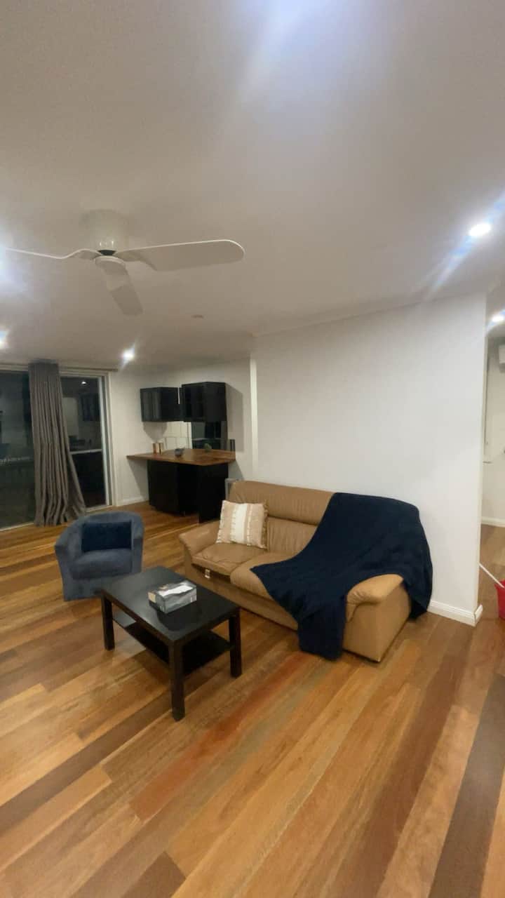 Modern Home Close To Parliament @Canberra, Pet Alo - Canberra