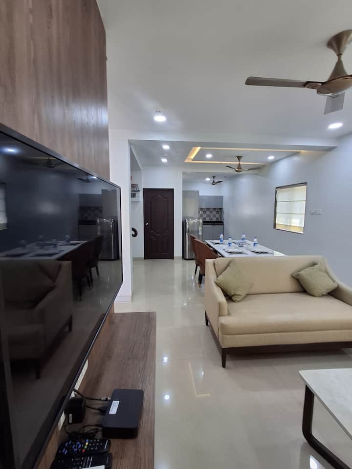Living room image 4