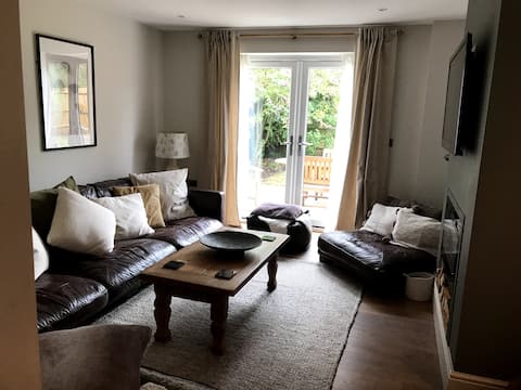 Top performing Airbnb: Beyond The Pines in Basingstoke And Deane