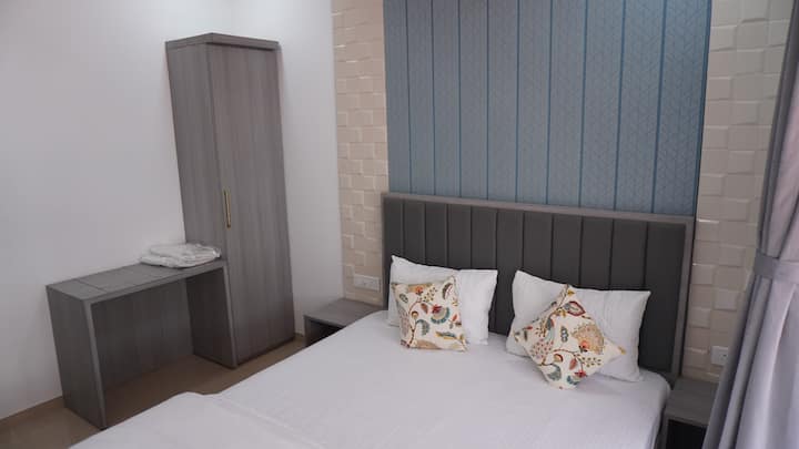 საძინებელი 1