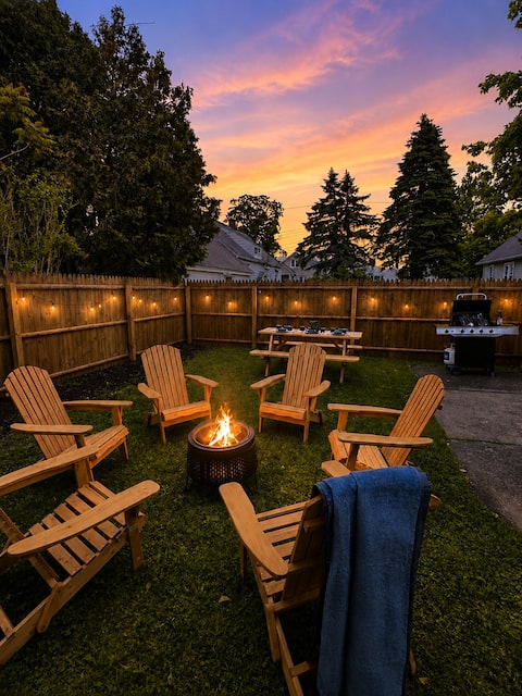 By Utica Uni, Nexus • Fenced Yard, Fire Pit& Grill