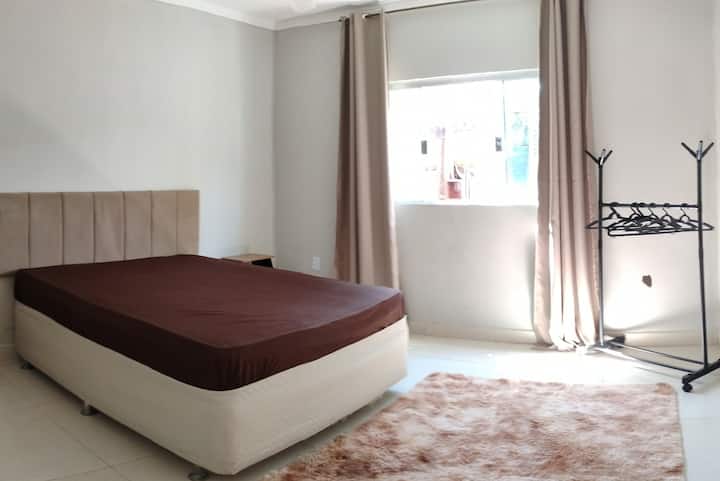 Dhomë me dy krevate 