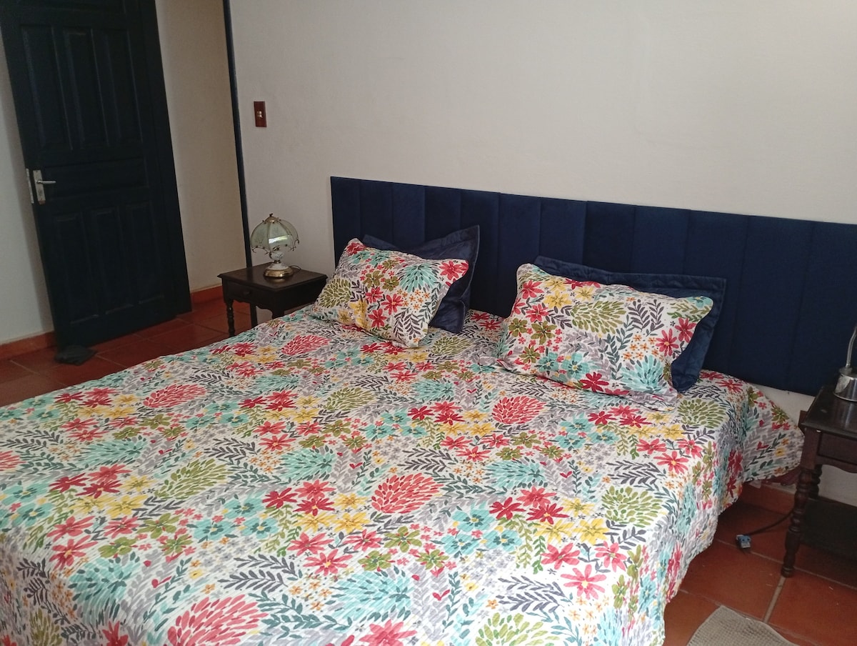 საძინებელი 4