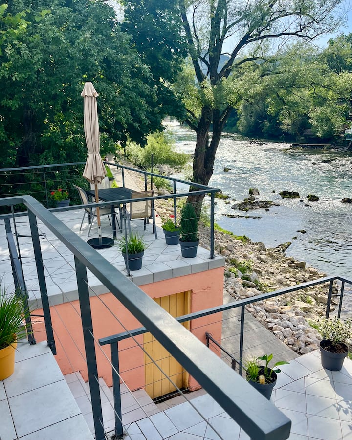 Riverside Art House