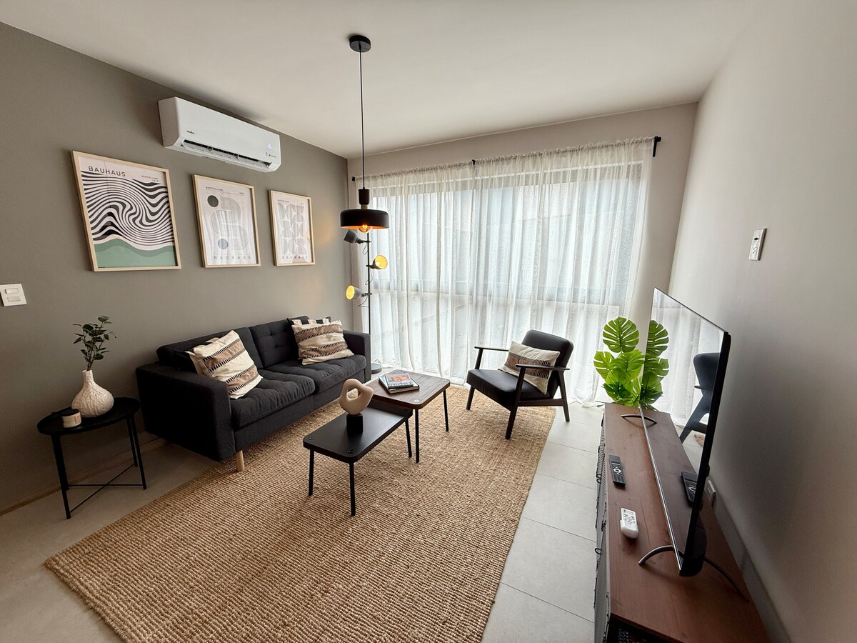 Top Airbnb: Modern condo| Expo / La Perla |Private parking| AC en Zapopan