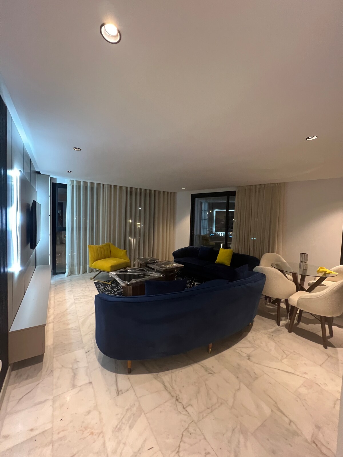 Rental unit in Casablanca  479  2 bedrooms  3 beds  15 baths - image 5