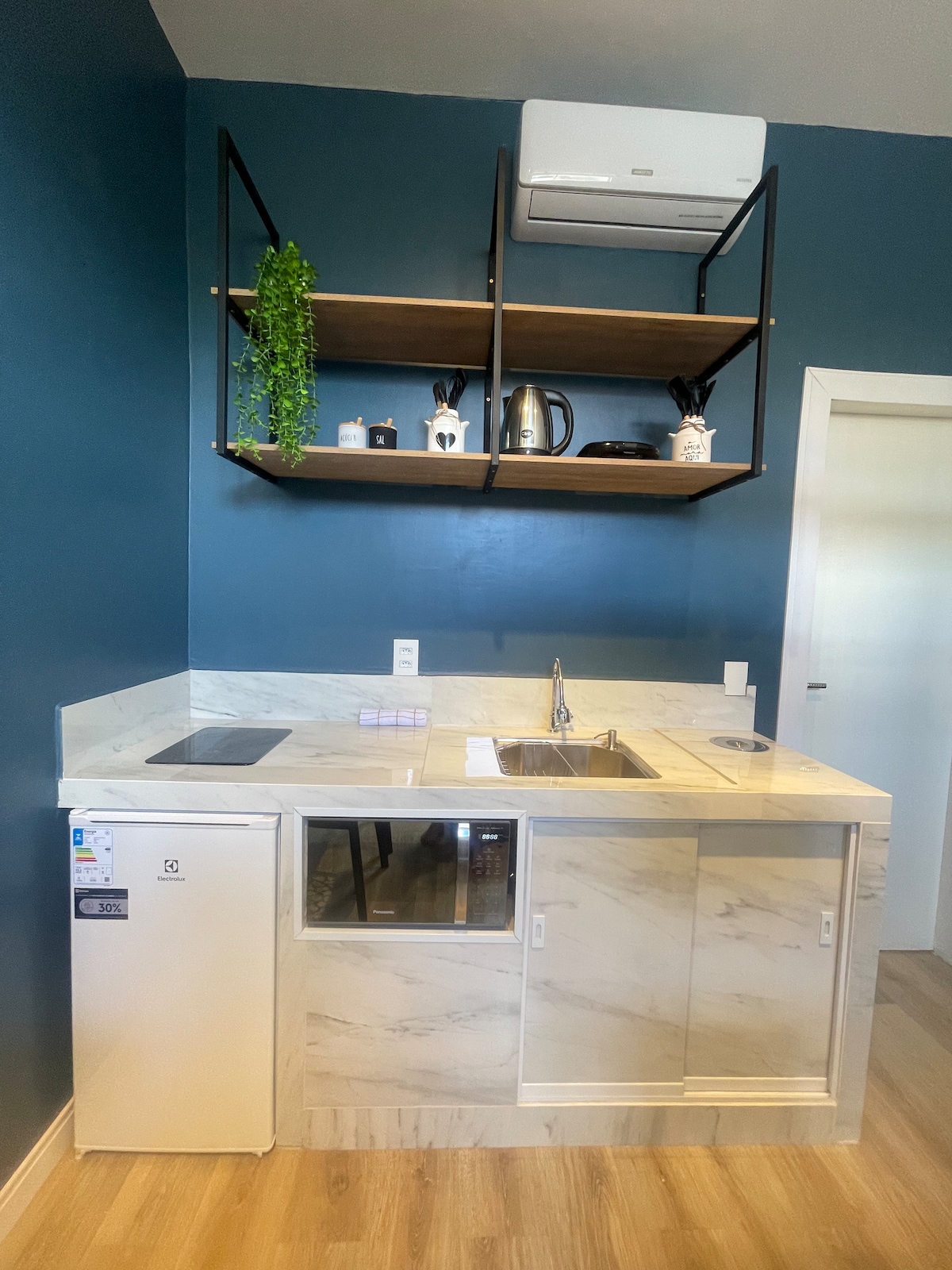 Airbnb em destaque: Beautiful Modern Studio Near WEG em Jaraguá Do Sul