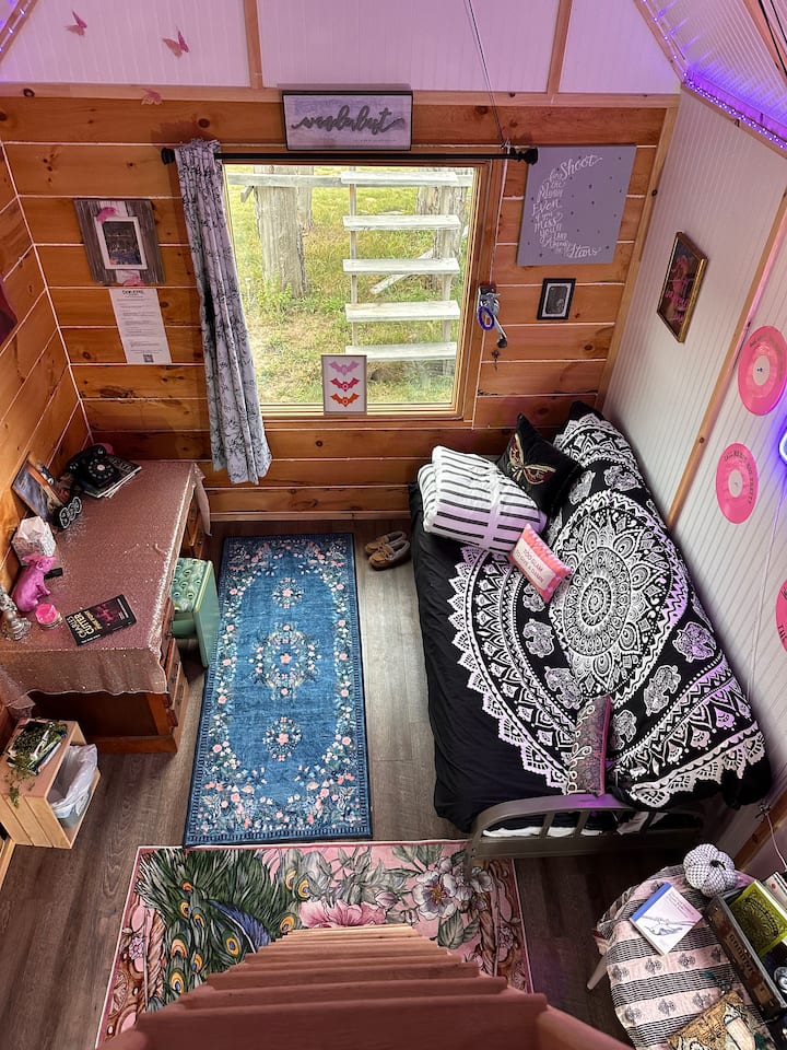 Tiny Cabin Glamping - 10 Minutes From Lake Mi - Michigan
