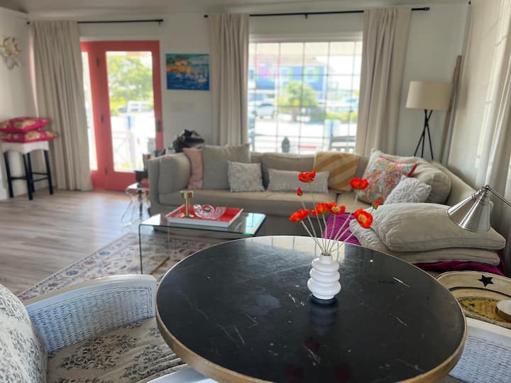 "Love Shack" For 2 At Surf City Bridge - Surf City, NC