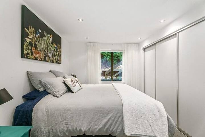 საძინებელი 3