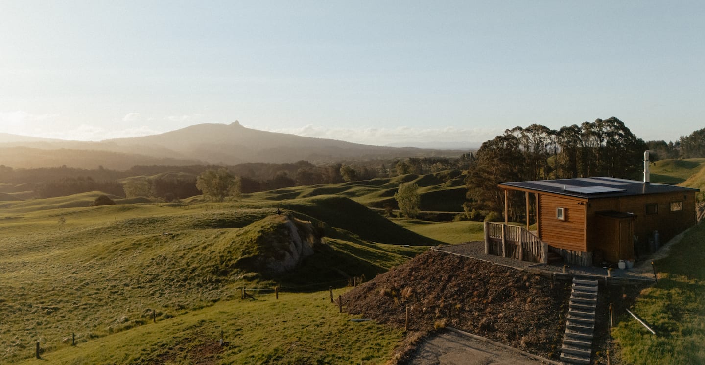 Sunsets, Outdoor Bath, Mountain Views, Fire Pit 2