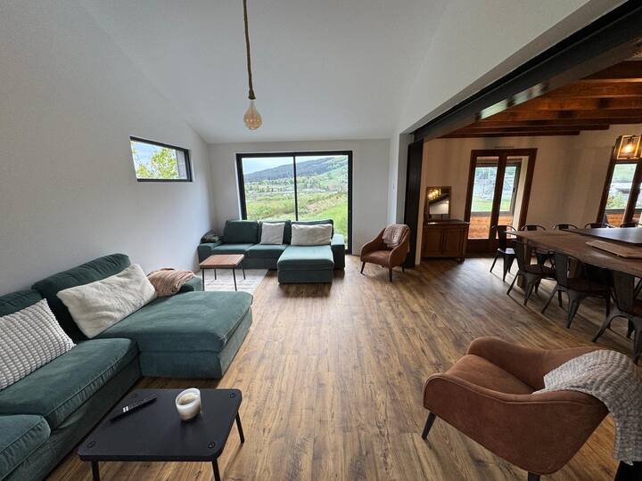 Chalet Avec Piscine Chauffée Plein Sud - Super-Besse