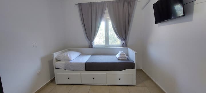 Dhomë gjumi 2