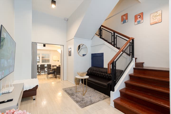6br Family Home Near Bts Thonglor, Eats & Shops - Bangkok
