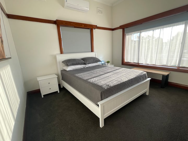 غرفة النوم 2