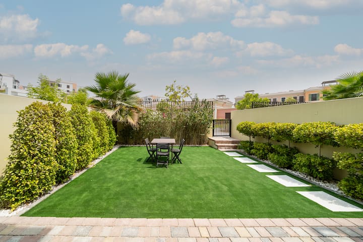 LUXFolio managed Airbnb listing 1