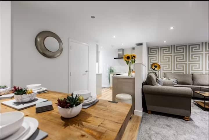 Victoria Home - Glossop